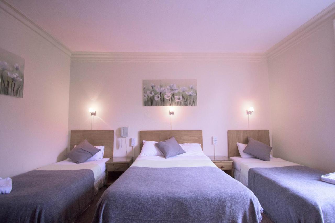 Pinegrove Hotel Карлайл Экстерьер фото