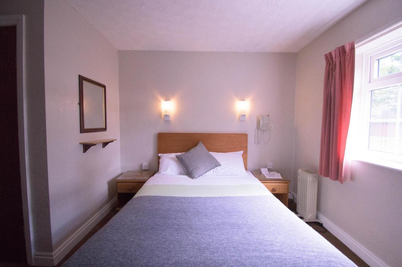 Pinegrove Hotel Карлайл Экстерьер фото