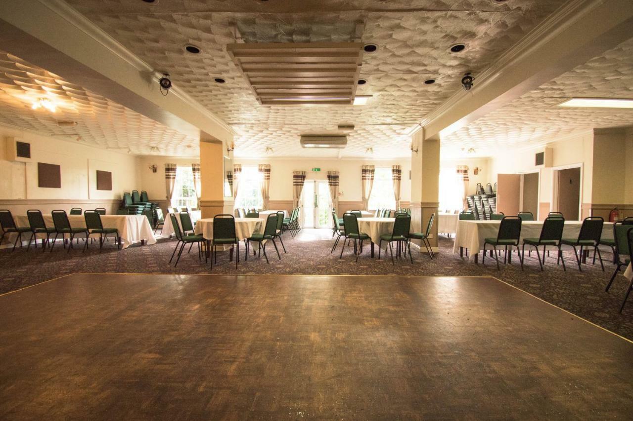 Pinegrove Hotel Карлайл Экстерьер фото